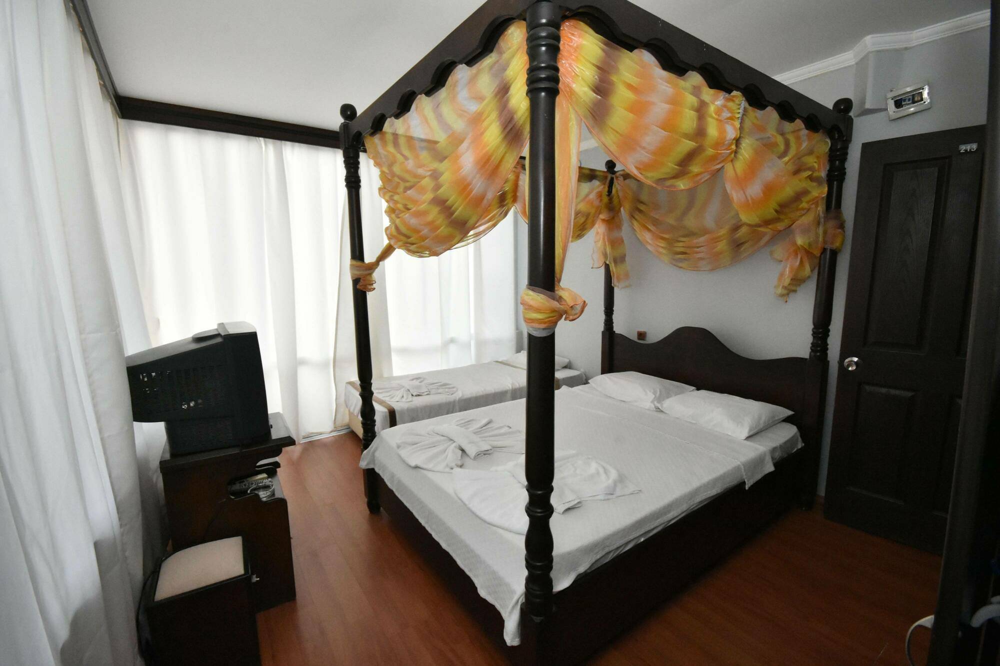 Anerissa Hotel Marmaris Buitenkant foto